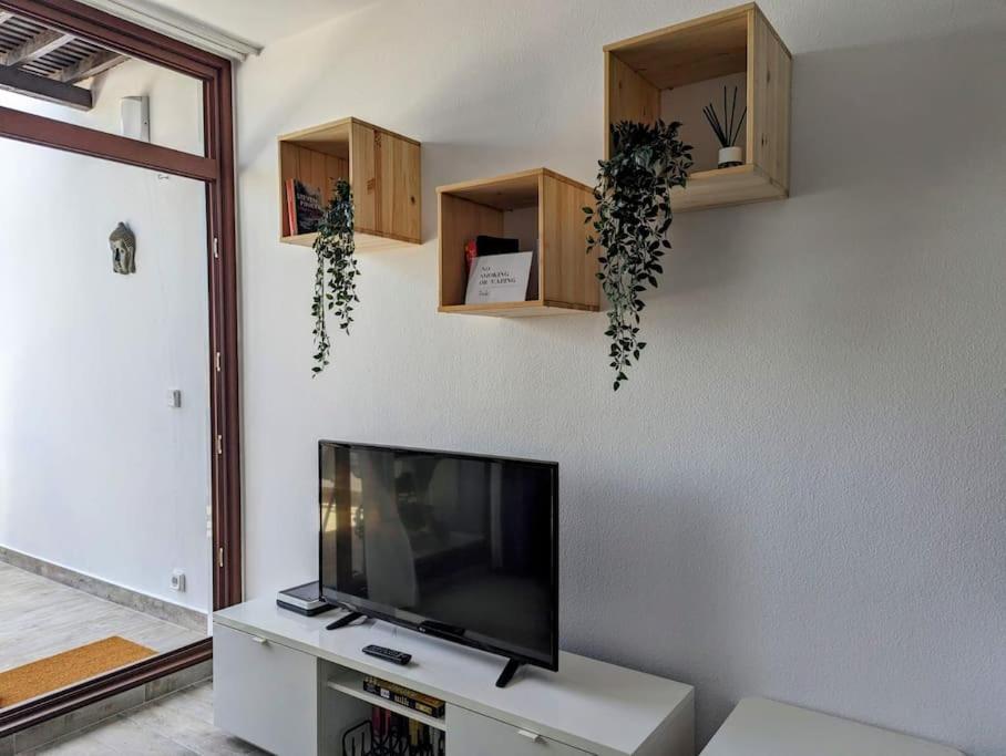 Charming Flat In Los Molinos With Terrace & Pools, Near Playa Bastian Коста-Тегисе Экстерьер фото
