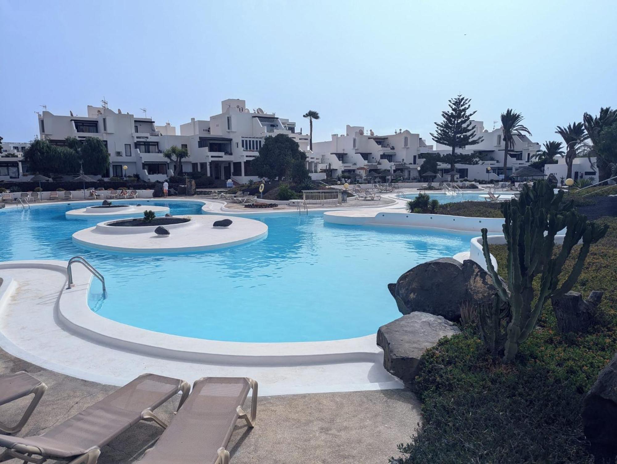 Charming Flat In Los Molinos With Terrace & Pools, Near Playa Bastian Коста-Тегисе Экстерьер фото